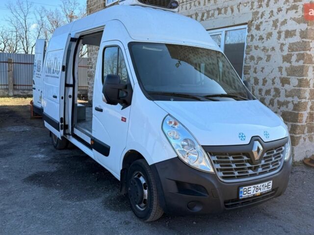 Белый Рено Мастер, объемом двигателя 2.3 л и пробегом 262 тыс. км за 18500 $, фото 1 на Automoto.ua