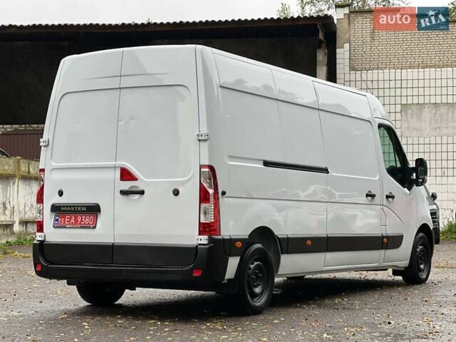 Белый Рено Мастер, объемом двигателя 2.3 л и пробегом 189 тыс. км за 21900 $, фото 4 на Automoto.ua