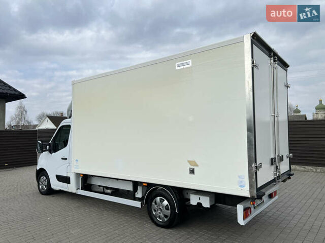 Белый Рено Мастер, объемом двигателя 2.3 л и пробегом 300 тыс. км за 20700 $, фото 10 на Automoto.ua