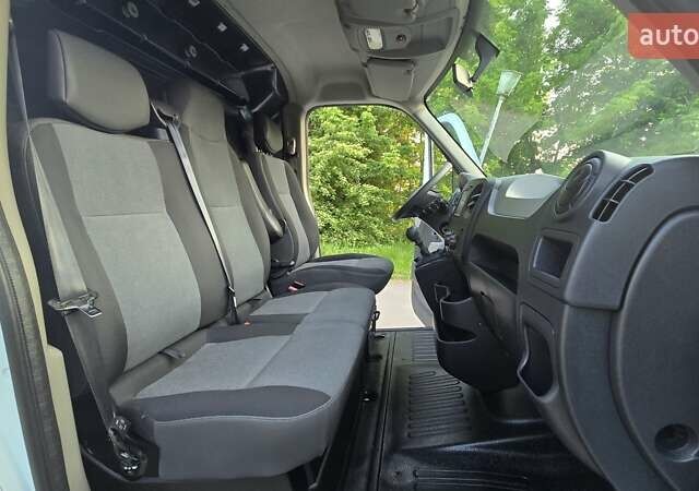 Белый Рено Мастер, объемом двигателя 2.3 л и пробегом 178 тыс. км за 21700 $, фото 33 на Automoto.ua