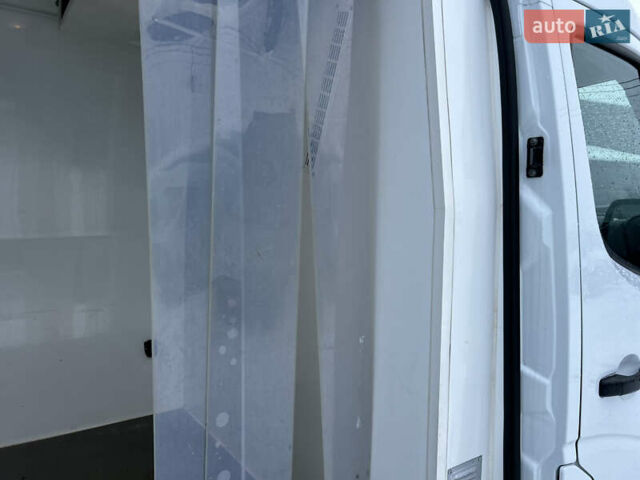 Белый Рено Мастер, объемом двигателя 2.3 л и пробегом 186 тыс. км за 17350 $, фото 23 на Automoto.ua