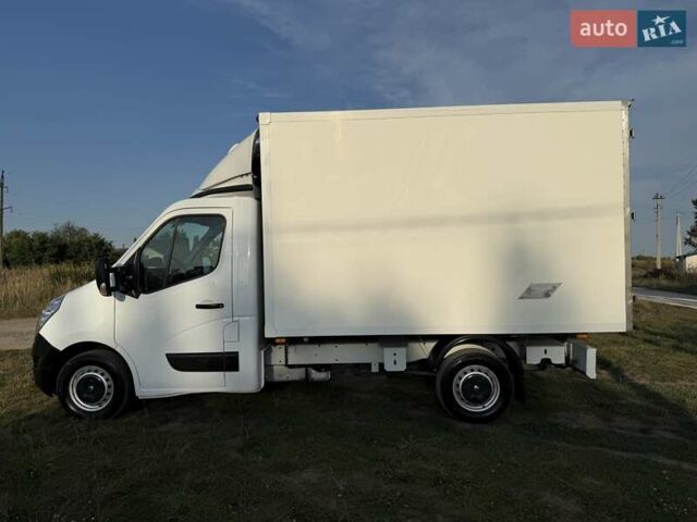 Белый Рено Мастер, объемом двигателя 2.3 л и пробегом 236 тыс. км за 21800 $, фото 15 на Automoto.ua
