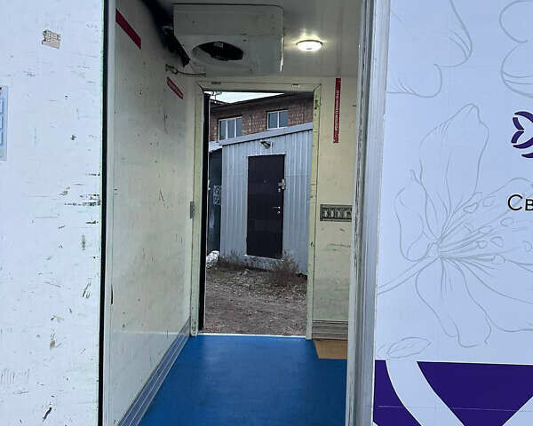 Белый Рено Мастер, объемом двигателя 2.3 л и пробегом 450 тыс. км за 26500 $, фото 9 на Automoto.ua