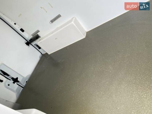 Белый Рено Мастер, объемом двигателя 2.3 л и пробегом 187 тыс. км за 17350 $, фото 22 на Automoto.ua