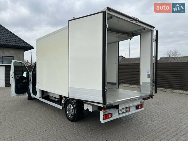 Белый Рено Мастер, объемом двигателя 2.3 л и пробегом 300 тыс. км за 20700 $, фото 24 на Automoto.ua