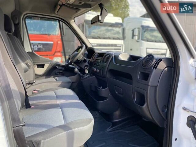 Белый Рено Мастер, объемом двигателя 2.3 л и пробегом 215 тыс. км за 17890 $, фото 31 на Automoto.ua