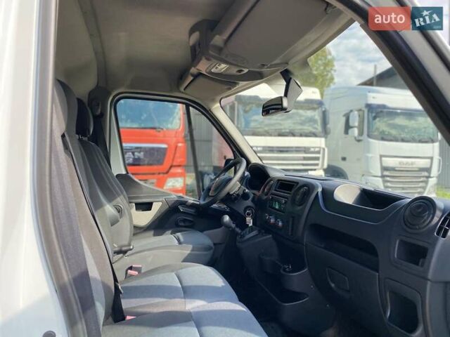 Белый Рено Мастер, объемом двигателя 2.3 л и пробегом 215 тыс. км за 17890 $, фото 36 на Automoto.ua