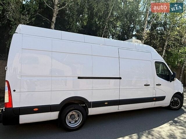 Белый Рено Мастер, объемом двигателя 2.3 л и пробегом 195 тыс. км за 26800 $, фото 14 на Automoto.ua