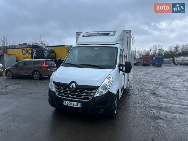 Белый Рено Мастер, объемом двигателя 2.3 л и пробегом 239 тыс. км за 21900 $, фото 2 на Automoto.ua