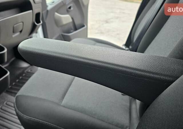 Білий Рено Мастєр, об'ємом двигуна 2.3 л та пробігом 171 тис. км за 19500 $, фото 13 на Automoto.ua