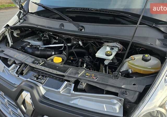 Білий Рено Мастєр, об'ємом двигуна 2.3 л та пробігом 178 тис. км за 19500 $, фото 23 на Automoto.ua