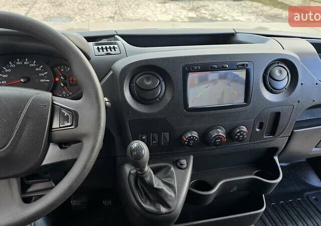 Белый Рено Мастер, объемом двигателя 2.3 л и пробегом 178 тыс. км за 19500 $, фото 14 на Automoto.ua