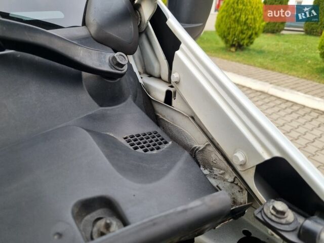 Білий Рено Мастєр, об'ємом двигуна 2.3 л та пробігом 254 тис. км за 23250 $, фото 51 на Automoto.ua