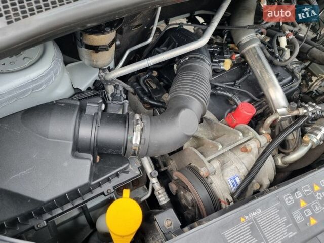 Білий Рено Мастєр, об'ємом двигуна 2.3 л та пробігом 254 тис. км за 23250 $, фото 48 на Automoto.ua