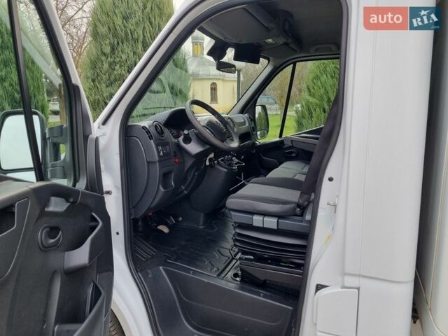 Білий Рено Мастєр, об'ємом двигуна 2.3 л та пробігом 254 тис. км за 23250 $, фото 33 на Automoto.ua