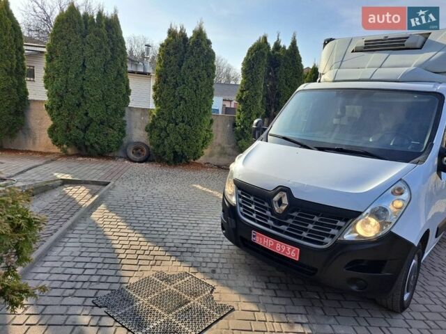 Белый Рено Мастер, объемом двигателя 2.3 л и пробегом 307 тыс. км за 18500 $, фото 2 на Automoto.ua