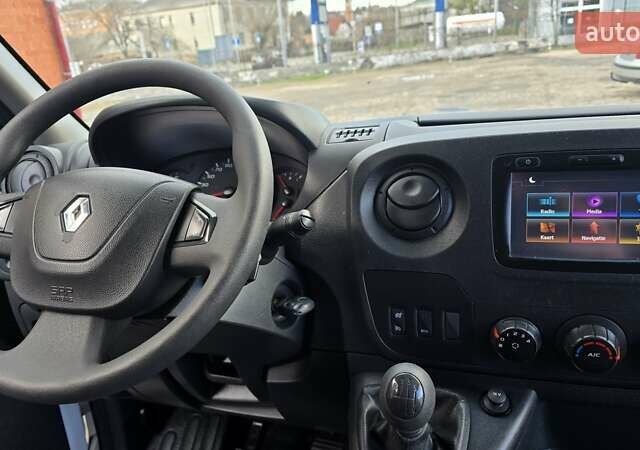 Белый Рено Мастер, объемом двигателя 2.3 л и пробегом 178 тыс. км за 19500 $, фото 15 на Automoto.ua