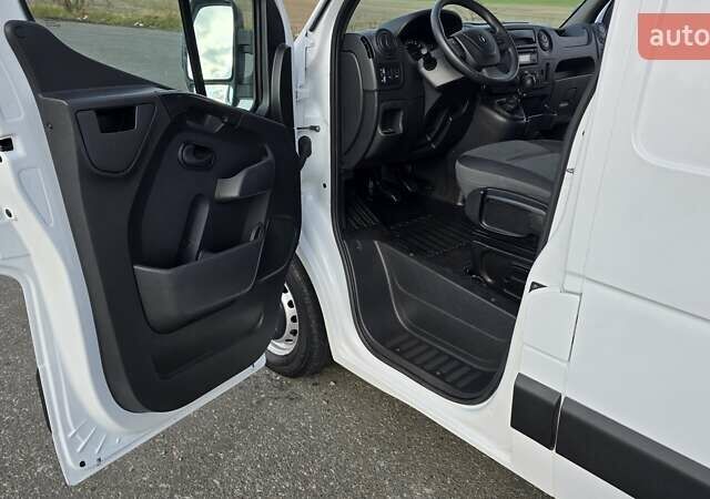 Білий Рено Мастєр, об'ємом двигуна 2.3 л та пробігом 178 тис. км за 19500 $, фото 12 на Automoto.ua