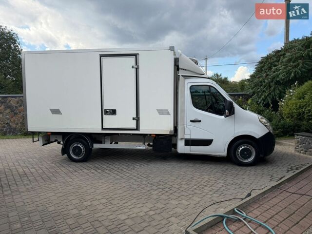 Белый Рено Мастер, объемом двигателя 2.3 л и пробегом 232 тыс. км за 18300 $, фото 5 на Automoto.ua