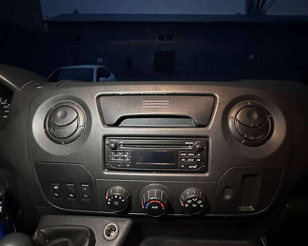 Білий Рено Мастєр, об'ємом двигуна 2.3 л та пробігом 556 тис. км за 25500 $, фото 15 на Automoto.ua