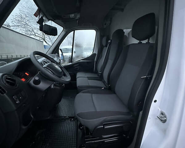 Белый Рено Мастер, объемом двигателя 2.3 л и пробегом 239 тыс. км за 21900 $, фото 11 на Automoto.ua