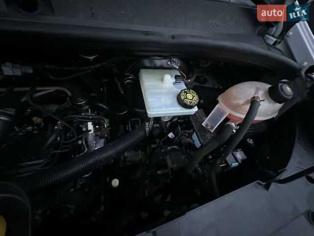 Белый Рено Мастер, объемом двигателя 2.3 л и пробегом 239 тыс. км за 21900 $, фото 18 на Automoto.ua