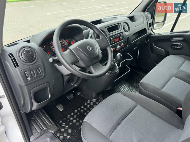Белый Рено Мастер, объемом двигателя 2.3 л и пробегом 260 тыс. км за 19500 $, фото 32 на Automoto.ua