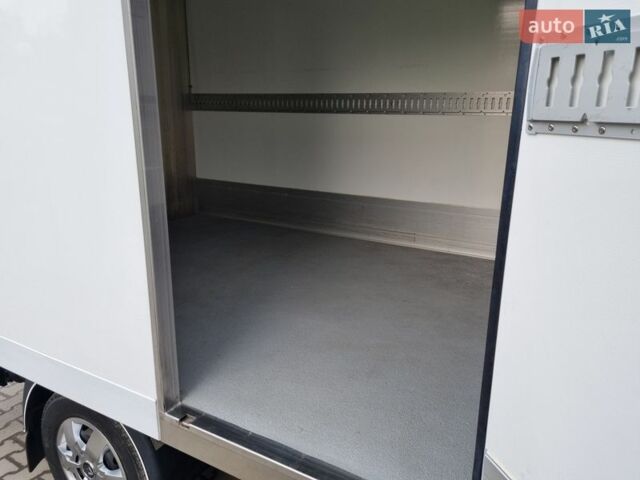 Білий Рено Мастєр, об'ємом двигуна 2.3 л та пробігом 254 тис. км за 23250 $, фото 12 на Automoto.ua