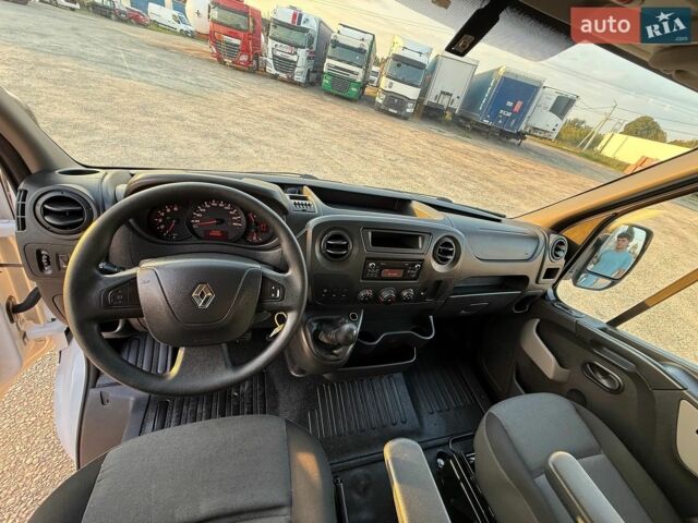 Білий Рено Мастєр, об'ємом двигуна 2.3 л та пробігом 218 тис. км за 29400 $, фото 31 на Automoto.ua