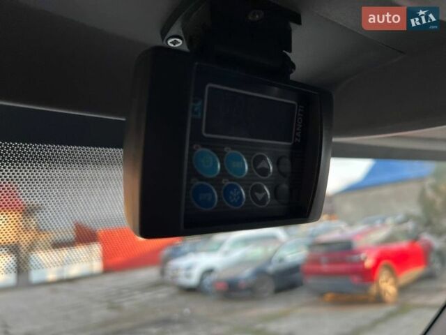 Белый Рено Мастер, объемом двигателя 2.3 л и пробегом 339 тыс. км за 17900 $, фото 27 на Automoto.ua