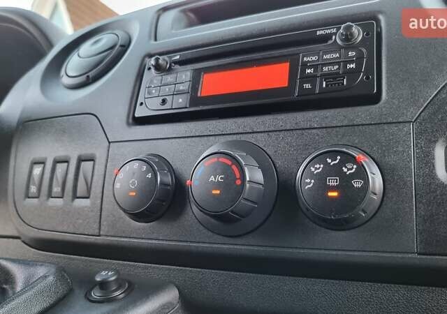Белый Рено Мастер, объемом двигателя 2.3 л и пробегом 172 тыс. км за 18700 $, фото 33 на Automoto.ua
