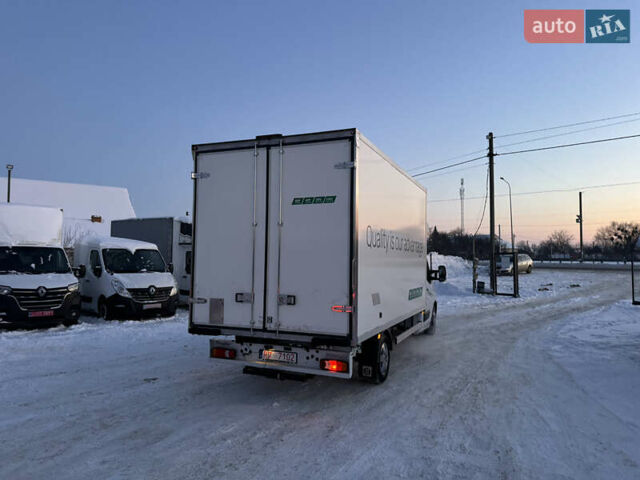 Білий Рено Мастєр, об'ємом двигуна 2.3 л та пробігом 211 тис. км за 22700 $, фото 2 на Automoto.ua