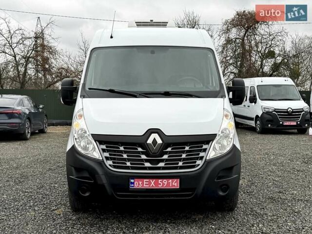 Белый Рено Мастер, объемом двигателя 2.3 л и пробегом 210 тыс. км за 18500 $, фото 2 на Automoto.ua