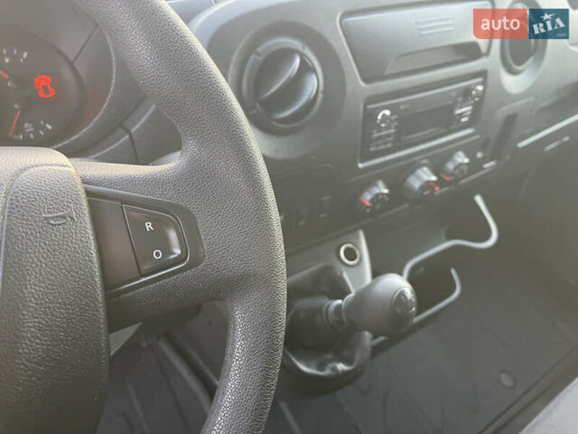Білий Рено Мастєр, об'ємом двигуна 2.3 л та пробігом 259 тис. км за 22500 $, фото 24 на Automoto.ua