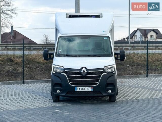 Белый Рено Мастер, объемом двигателя 2.3 л и пробегом 279 тыс. км за 30000 $, фото 1 на Automoto.ua
