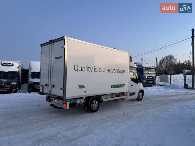 Білий Рено Мастєр, об'ємом двигуна 2.3 л та пробігом 211 тис. км за 22700 $, фото 1 на Automoto.ua