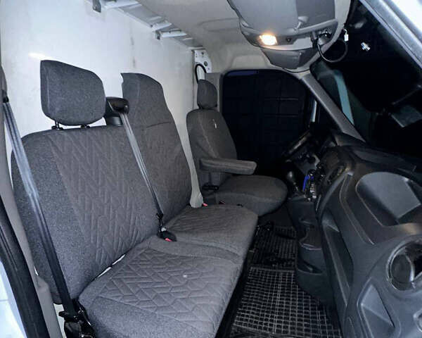 Білий Рено Мастєр, об'ємом двигуна 2.3 л та пробігом 556 тис. км за 25500 $, фото 14 на Automoto.ua