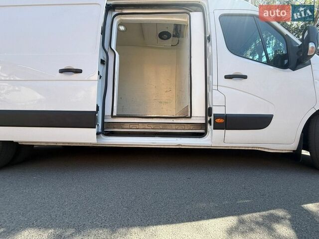 Белый Рено Мастер, объемом двигателя 2.3 л и пробегом 195 тыс. км за 26800 $, фото 31 на Automoto.ua