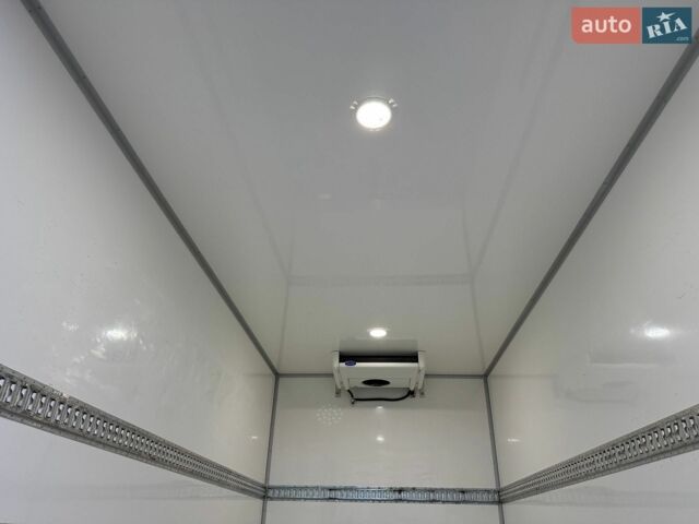 Белый Рено Мастер, объемом двигателя 2.3 л и пробегом 256 тыс. км за 23499 $, фото 17 на Automoto.ua