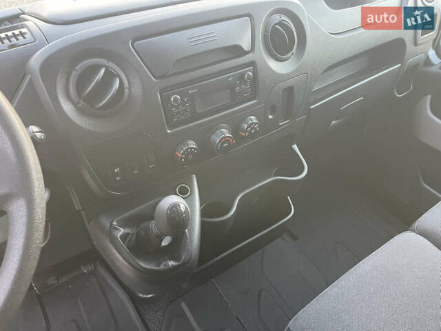 Білий Рено Мастєр, об'ємом двигуна 2.3 л та пробігом 259 тис. км за 22500 $, фото 25 на Automoto.ua