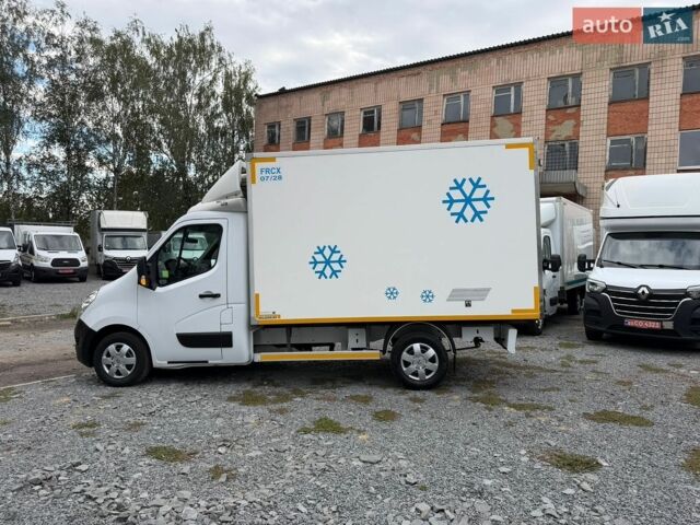 Белый Рено Мастер, объемом двигателя 2.3 л и пробегом 235 тыс. км за 21900 $, фото 6 на Automoto.ua