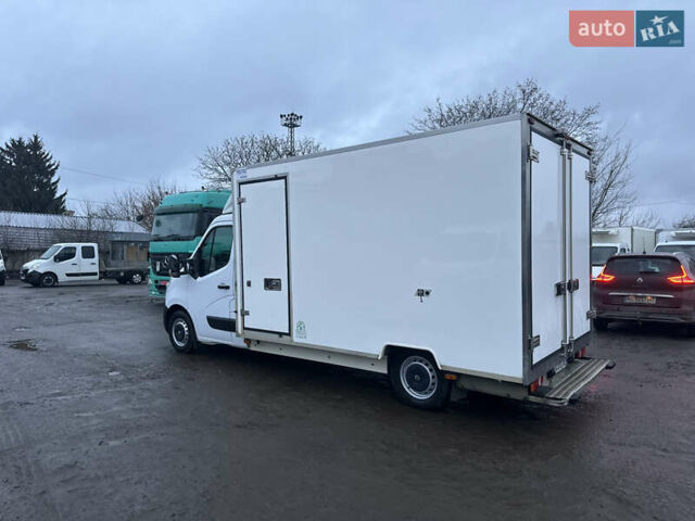 Белый Рено Мастер, объемом двигателя 2.3 л и пробегом 239 тыс. км за 21900 $, фото 8 на Automoto.ua