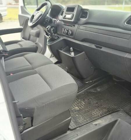 Белый Рено Мастер, объемом двигателя 2.3 л и пробегом 168 тыс. км за 22100 $, фото 14 на Automoto.ua