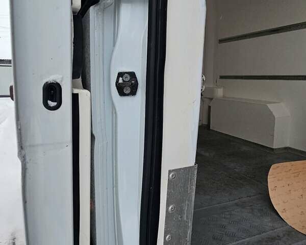 Білий Рено Мастєр, об'ємом двигуна 2.3 л та пробігом 189 тис. км за 22200 $, фото 10 на Automoto.ua