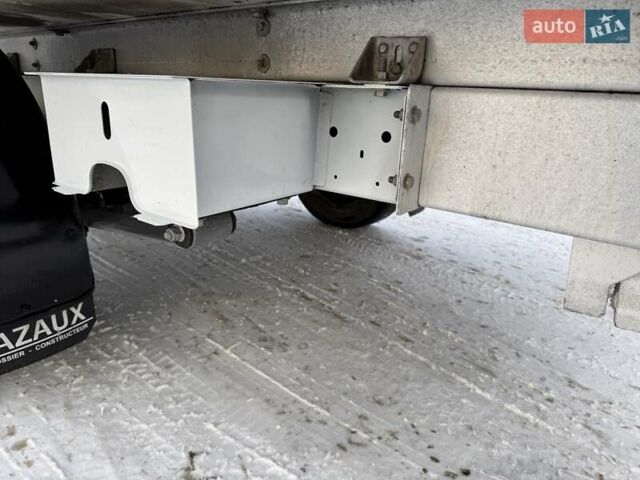 Белый Рено Мастер, объемом двигателя 2.3 л и пробегом 270 тыс. км за 23600 $, фото 39 на Automoto.ua