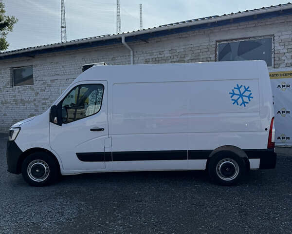 Белый Рено Мастер, объемом двигателя 0 л и пробегом 209 тыс. км за 21500 $, фото 7 на Automoto.ua