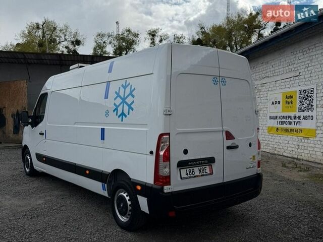 Белый Рено Мастер, объемом двигателя 0 л и пробегом 265 тыс. км за 22900 $, фото 8 на Automoto.ua