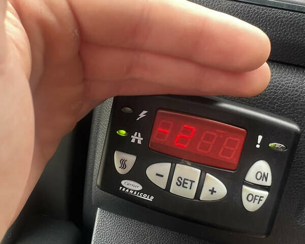 Белый Рено Мастер, объемом двигателя 2.3 л и пробегом 210 тыс. км за 23200 $, фото 44 на Automoto.ua