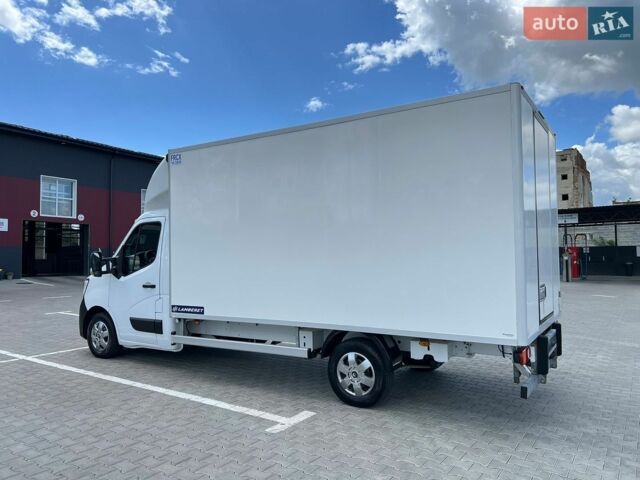 Белый Рено Мастер, объемом двигателя 2.3 л и пробегом 284 тыс. км за 26800 $, фото 59 на Automoto.ua