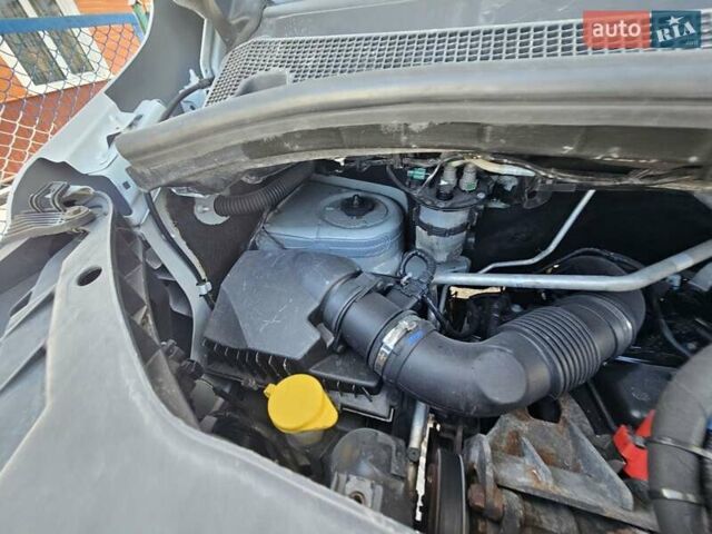 Білий Рено Мастєр, об'ємом двигуна 2.3 л та пробігом 189 тис. км за 22200 $, фото 21 на Automoto.ua